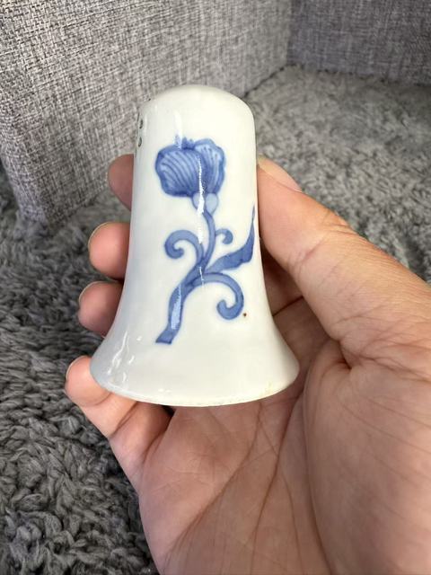 古玩陶瓷青花花卉紋調味盒真品鑒賞圖