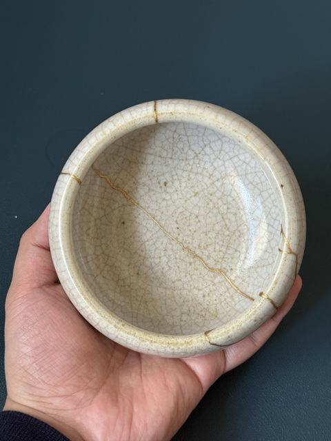 古玩陶瓷清·乾隆鱔血紅哥釉三足香爐拍賣,當前價格1380元