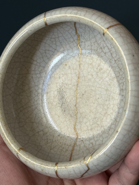 古玩陶瓷清·乾隆鱔血紅哥釉三足香爐拍賣,當前價格1380元