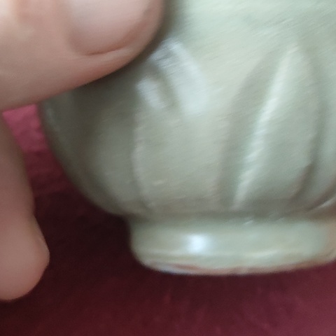 古玩陶瓷龍泉青瓷刻花杯真品鑒賞圖