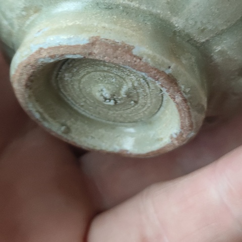 古玩陶瓷龍泉青瓷刻花杯真品鑒賞圖