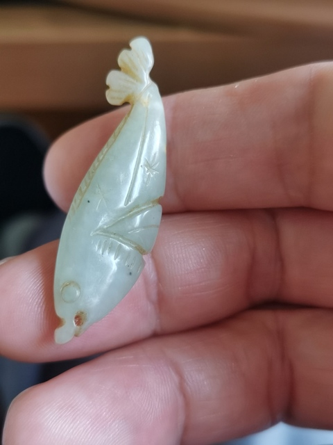 古玩玉器玉魚墜真品鑒賞圖