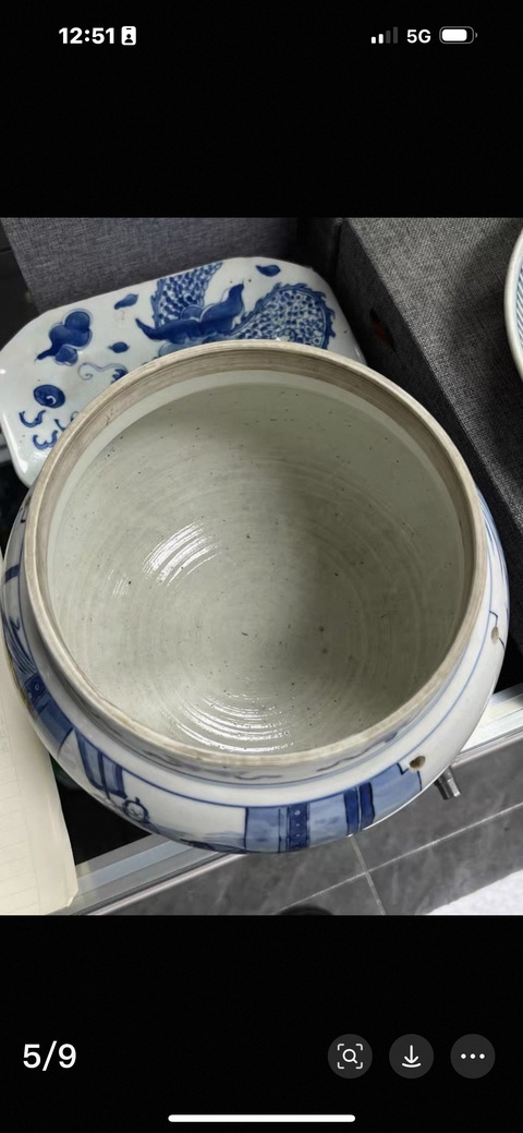 古玩陶瓷人物紋青花四系粥罐真品鑒賞圖