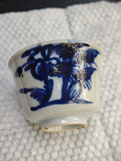 古玩陶瓷青花花卉紋杯真品鑒賞圖