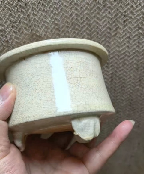 古玩陶瓷白吉州三足爐真品鑒賞圖