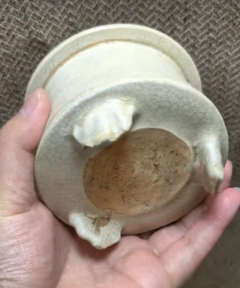 古玩陶瓷白吉州三足爐真品鑒賞圖