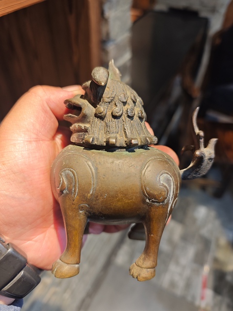 古玩銅器清代甪端熏爐 香爐 宣德爐真品鑒賞圖