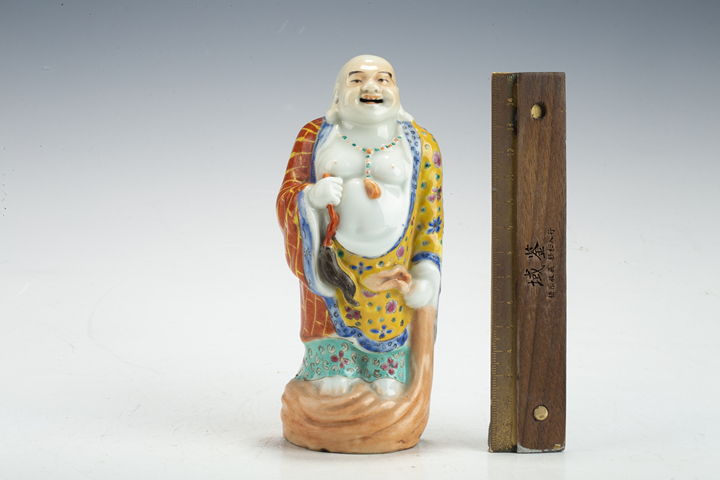 古玩陶瓷民國·粉彩彌勒佛塑像真品鑒賞圖