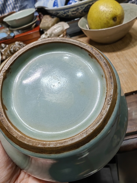 古玩陶瓷青瓷罐真品鑒賞圖