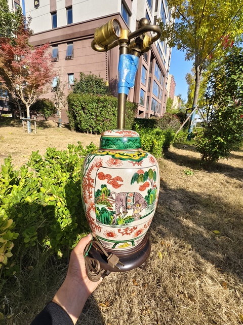 古玩陶瓷哥釉五彩太平有象蓋罐真品鑒賞圖