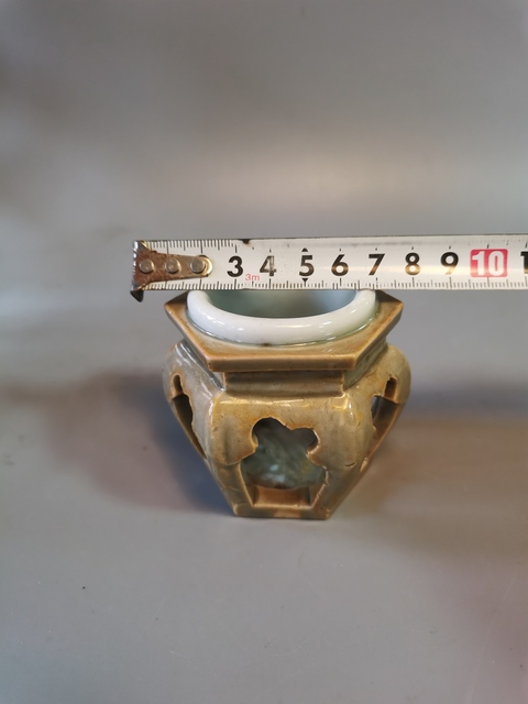 古玩陶瓷青釉六方水盂真品鑒賞圖