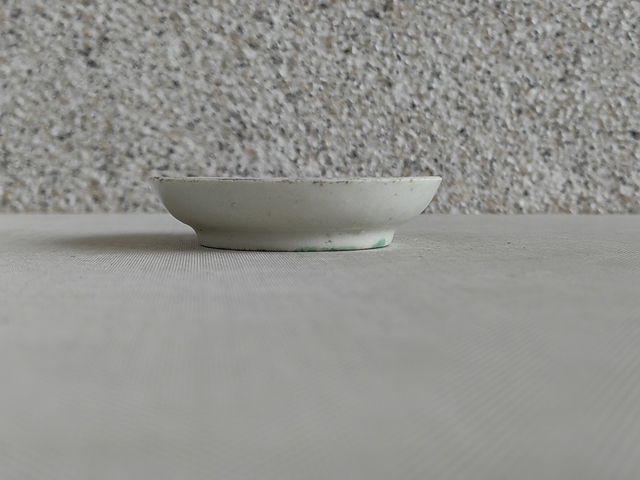 古玩陶瓷紅綠彩花卉紋盤拍賣，當前價格350元