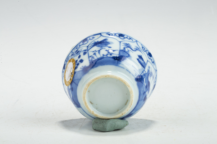 古玩陶瓷清康熙·青花山水人物紋花口杯碟一套拍賣，當(dāng)前價格809元