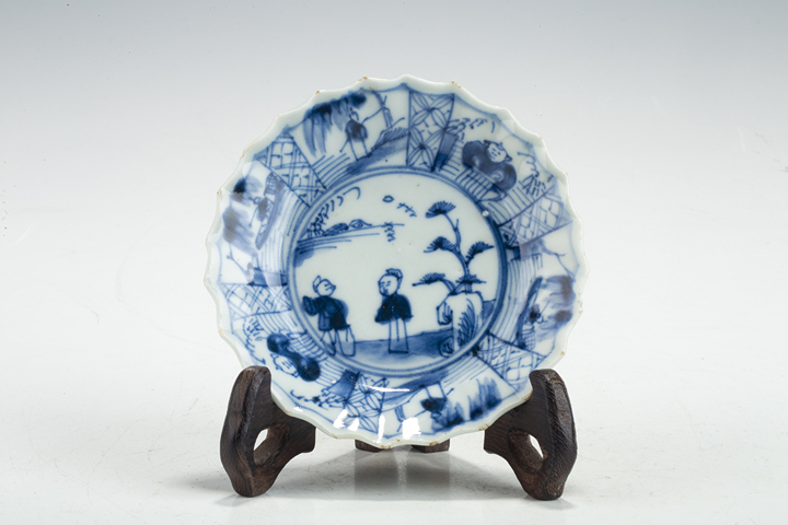 古玩陶瓷清康熙·青花山水人物紋花口杯碟一套拍賣，當(dāng)前價格809元