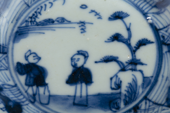 古玩陶瓷清康熙·青花山水人物紋花口杯碟一套拍賣，當(dāng)前價格809元