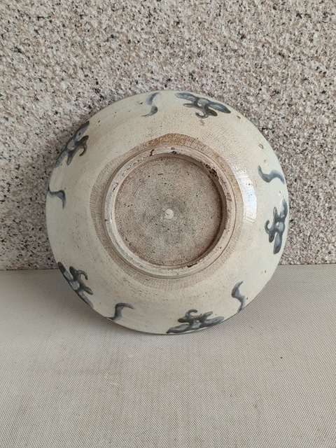 古玩陶瓷青花印章款大盤真品鑒賞圖