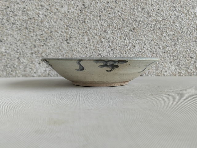 古玩陶瓷青花印章款大盤真品鑒賞圖