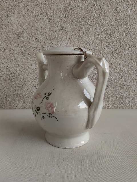 古玩陶瓷釉下彩繪花卉紋茶壺拍賣，當前價格680元