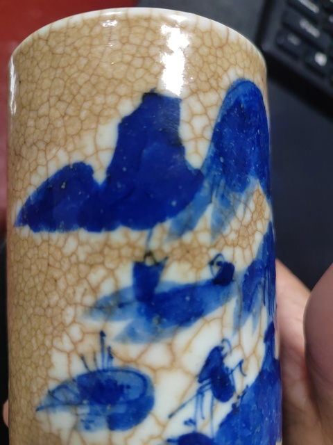 古玩陶瓷哥釉地青花人物山水紋青花筆筒拍賣，當(dāng)前價格1560元