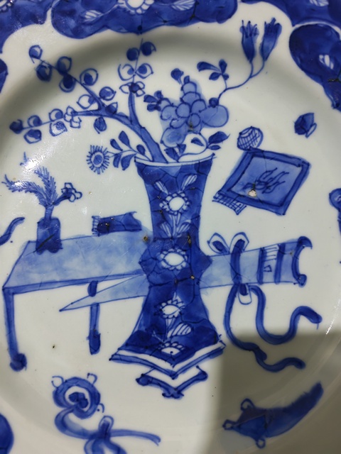 古玩陶瓷青花博古圖盤真品鑒賞圖