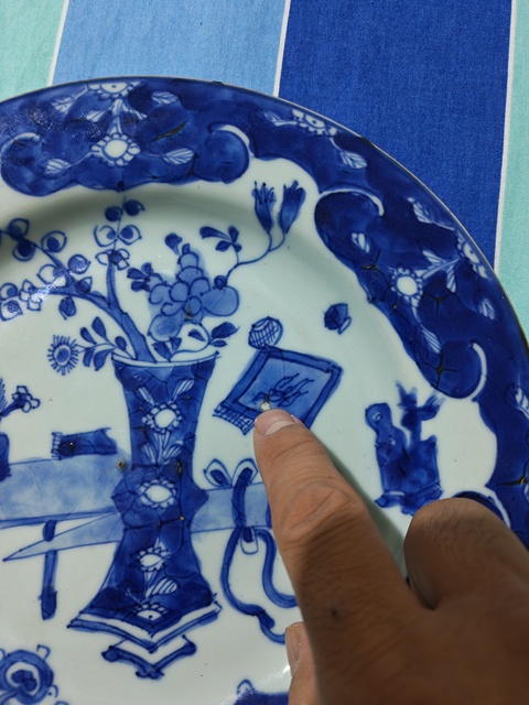 古玩陶瓷青花博古圖盤真品鑒賞圖