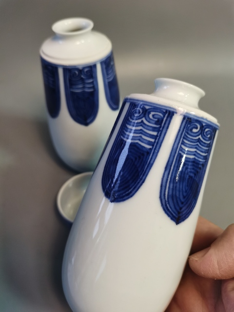 古玩陶瓷青花蓋瓶真品鑒賞圖