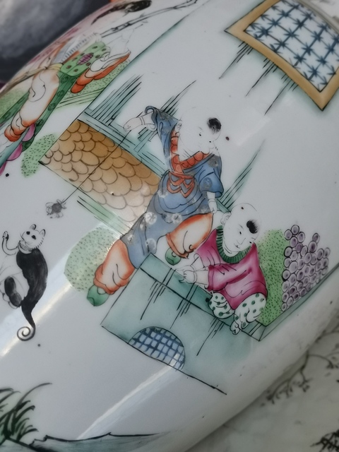 古玩陶瓷粉彩人物故事觀音瓶店鋪調整  請大家勿出價拍賣，當前價格1500元