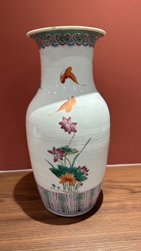 古玩陶瓷花鳥紋粉彩瓶真品鑒賞圖