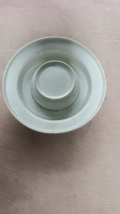 古玩陶瓷北宋湖田窯刻花盞托拍賣，當(dāng)前價格19000元