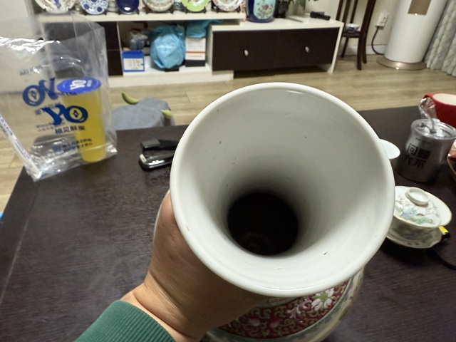 古玩陶瓷民國 粉彩花卉紋賞瓶真品鑒賞圖