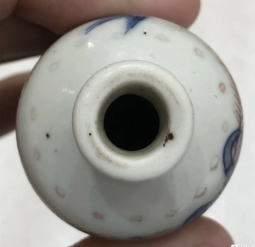 古玩陶瓷青花釉里紅海八怪鼻煙壺真品鑒賞圖