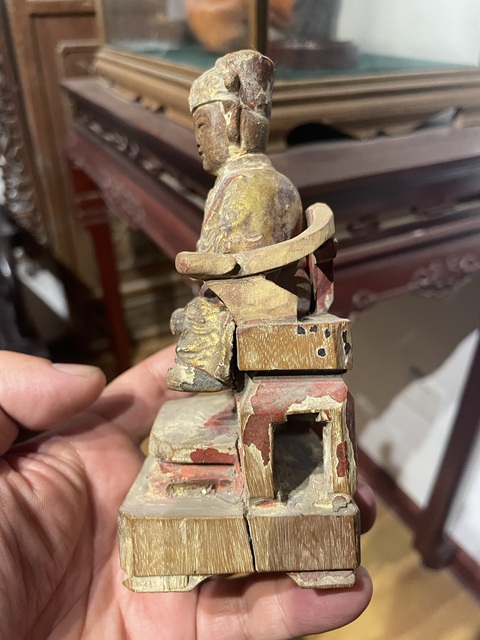 古玩雜項(xiàng)木雕漆金彩繪神像真品鑒賞圖