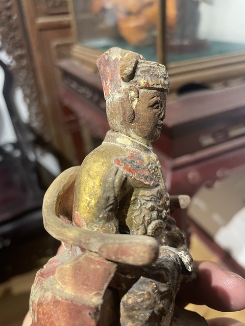 古玩雜項(xiàng)木雕漆金彩繪神像真品鑒賞圖