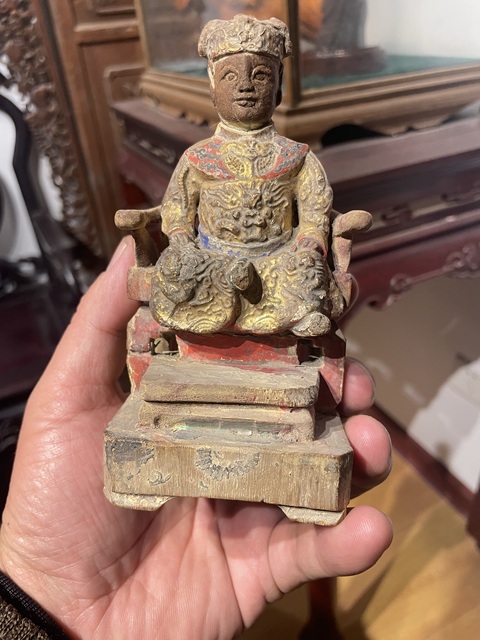 古玩雜項(xiàng)木雕漆金彩繪神像真品鑒賞圖