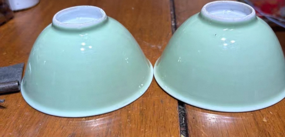 古玩陶瓷民國·青釉碗一對 真品鑒賞圖