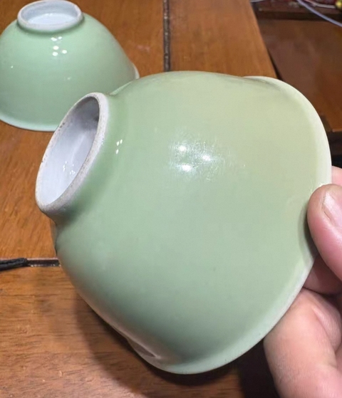 古玩陶瓷民國·青釉碗一對 真品鑒賞圖