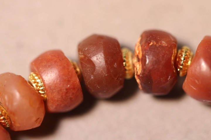 古玩雜項扁鼓珠手串真品鑒賞圖