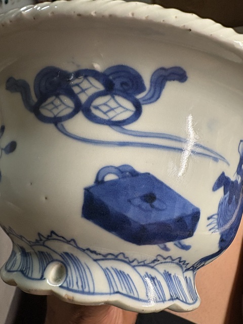 古玩陶瓷青花盆真品鑒賞圖