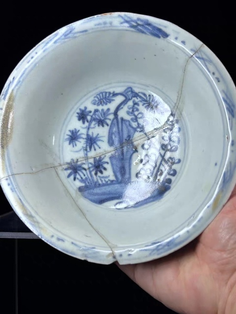 古玩陶瓷青花碗真品鑒賞圖