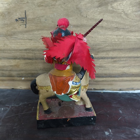 古玩雜項閩南樟木雕騎馬將軍真品鑒賞圖