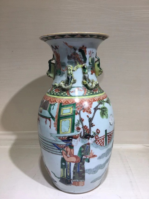 古玩陶瓷人物紋五彩瓶真品鑒賞圖