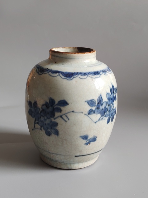 古玩陶瓷清順治青花洞石花卉罐拍賣，當前價格1200元