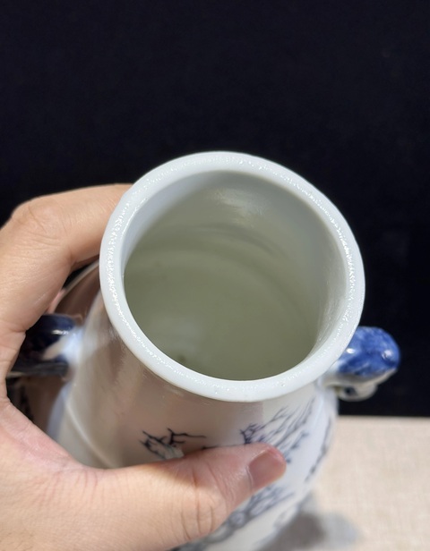 古玩陶瓷攜琴訪友人物故事紋象耳尊真品鑒賞圖