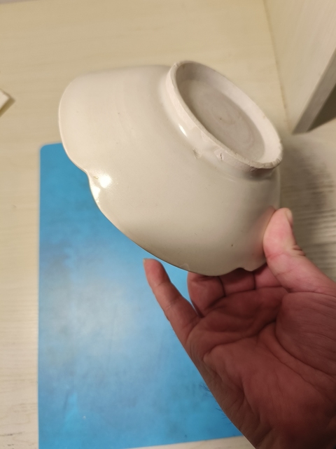 古玩陶瓷五代邢窯五花口白釉碗真品鑒賞圖