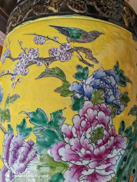 古玩陶瓷花鳥紋罐真品鑒賞圖