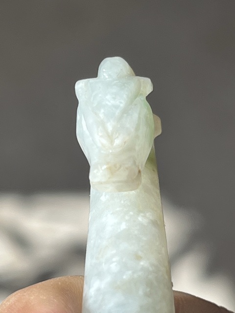 古玩玉器翡翠雕“龍首帶鉤”真品鑒賞圖