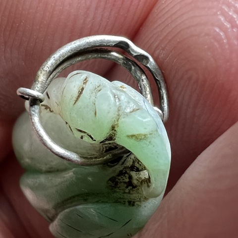 古玩玉器翡翠雕“瓜果墜”真品鑒賞圖