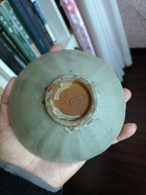 古玩陶瓷【每周放漏一件】龍泉青瓷刻仰蓮紋盞拍賣，當前價格444元