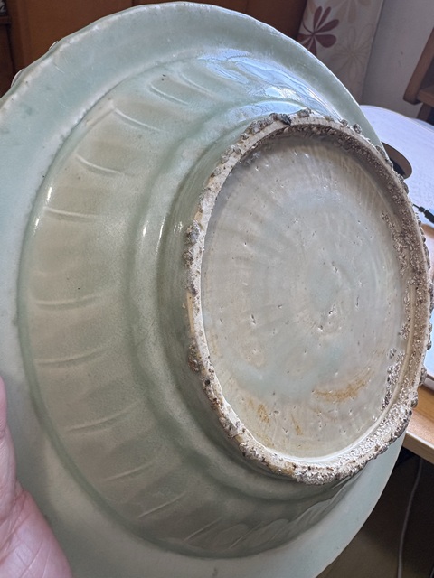 古玩陶瓷豆青釉青花飄帶繡球獅子紋葵口盤拍賣，當前價格12666元