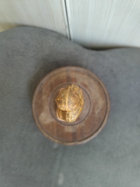 古玩陶瓷黃釉塑像拍賣，當前價格1500元